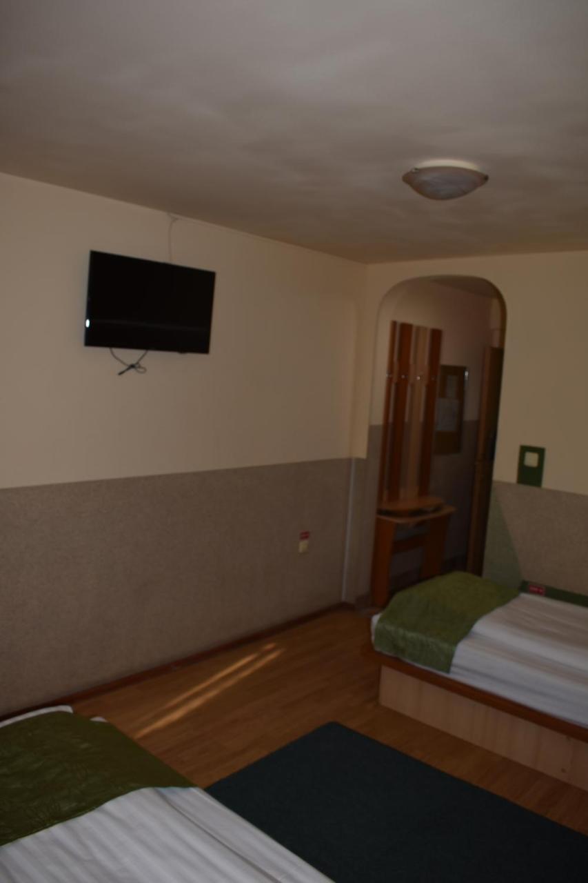 Hotel Zimbru Cluj-Napoca Exteriör bild
