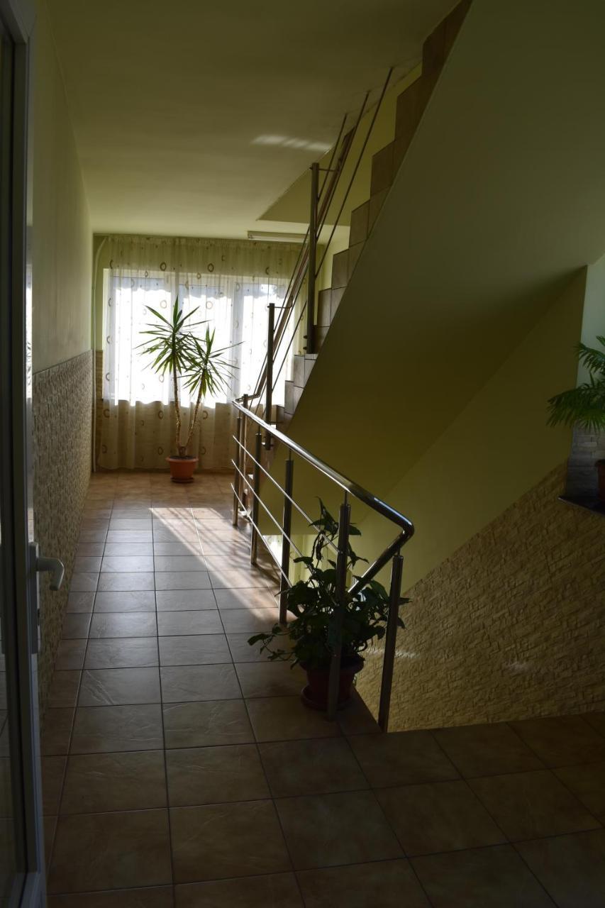Hotel Zimbru Cluj-Napoca Exteriör bild