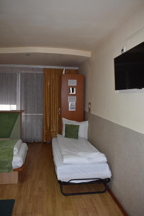Hotel Zimbru Cluj-Napoca Exteriör bild
